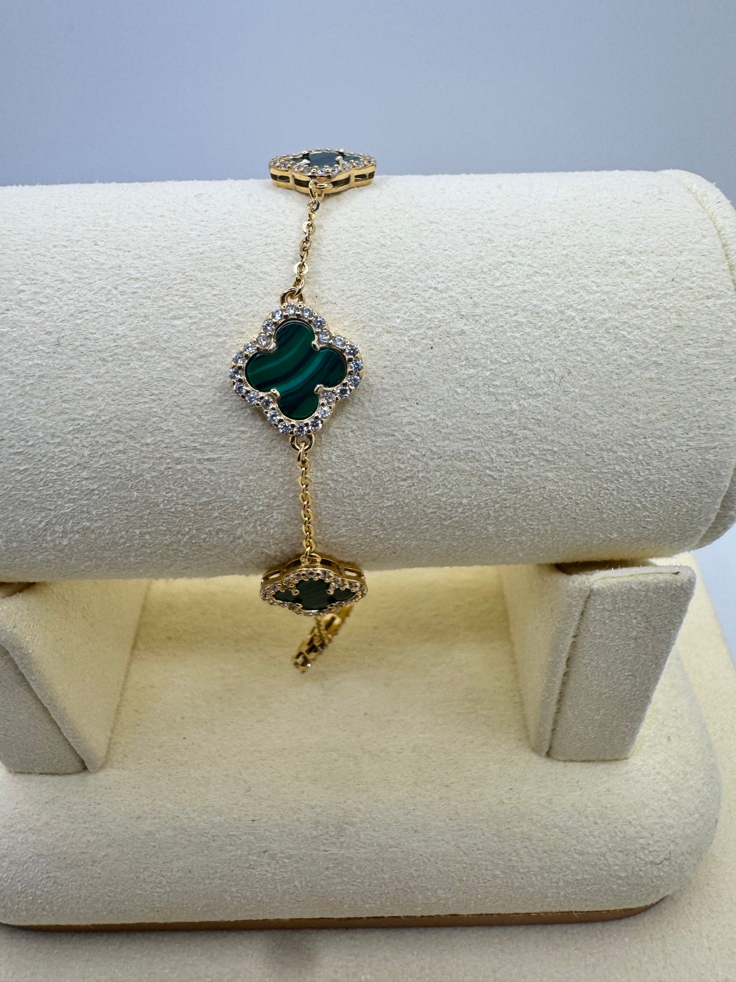 Four-Leaf Clover Luxe Bracelet – Gold Plated S925 (Black & Green)