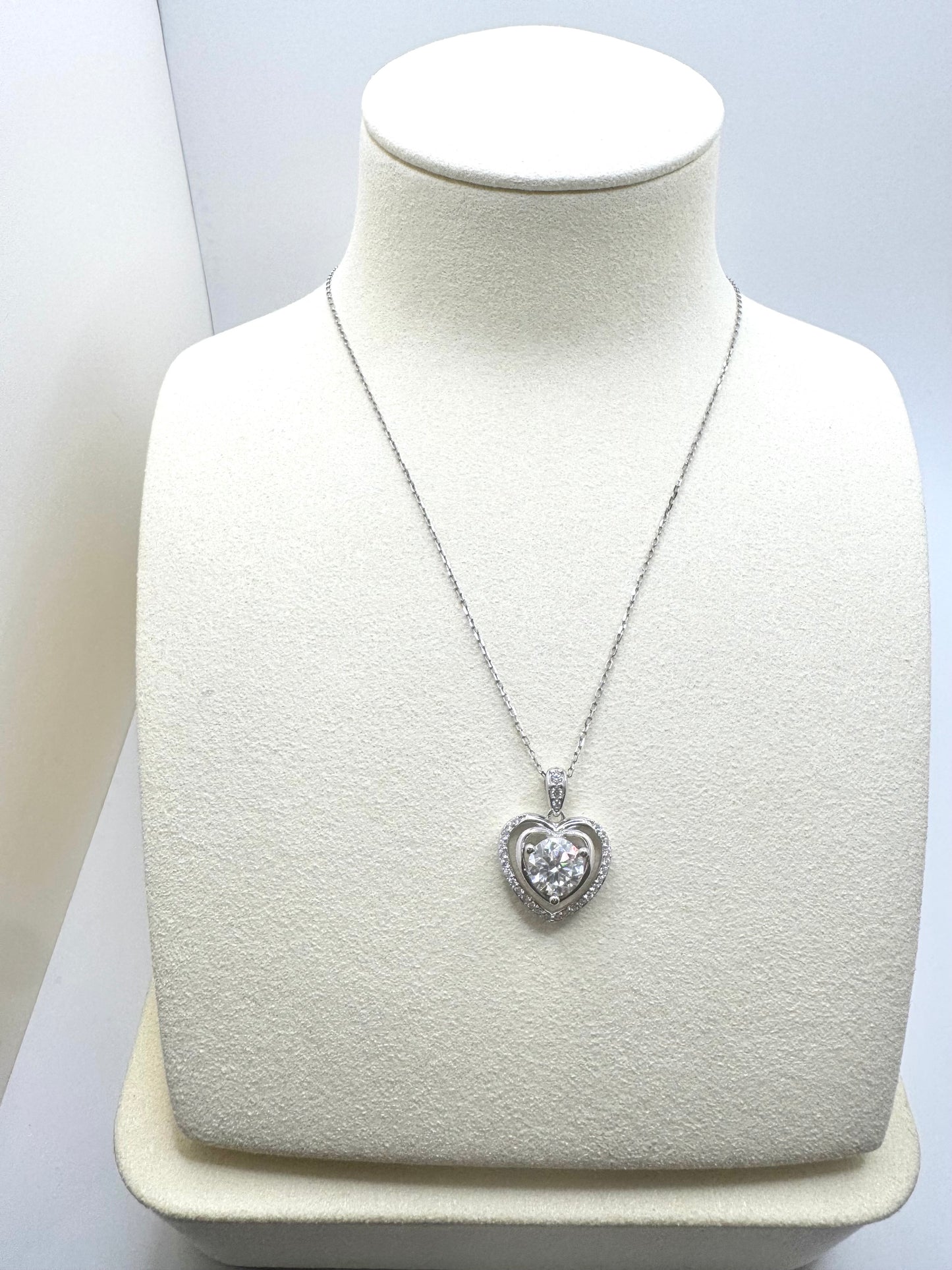 Luxury Double Heart Moissanite Pendant Necklace in S925 Sterling Silver