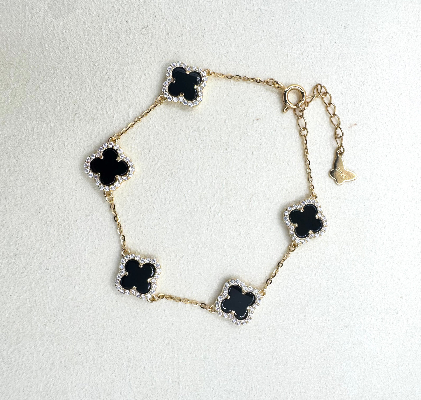 Four-Leaf Clover Luxe Bracelet – Gold Plated S925 (Black & Green)