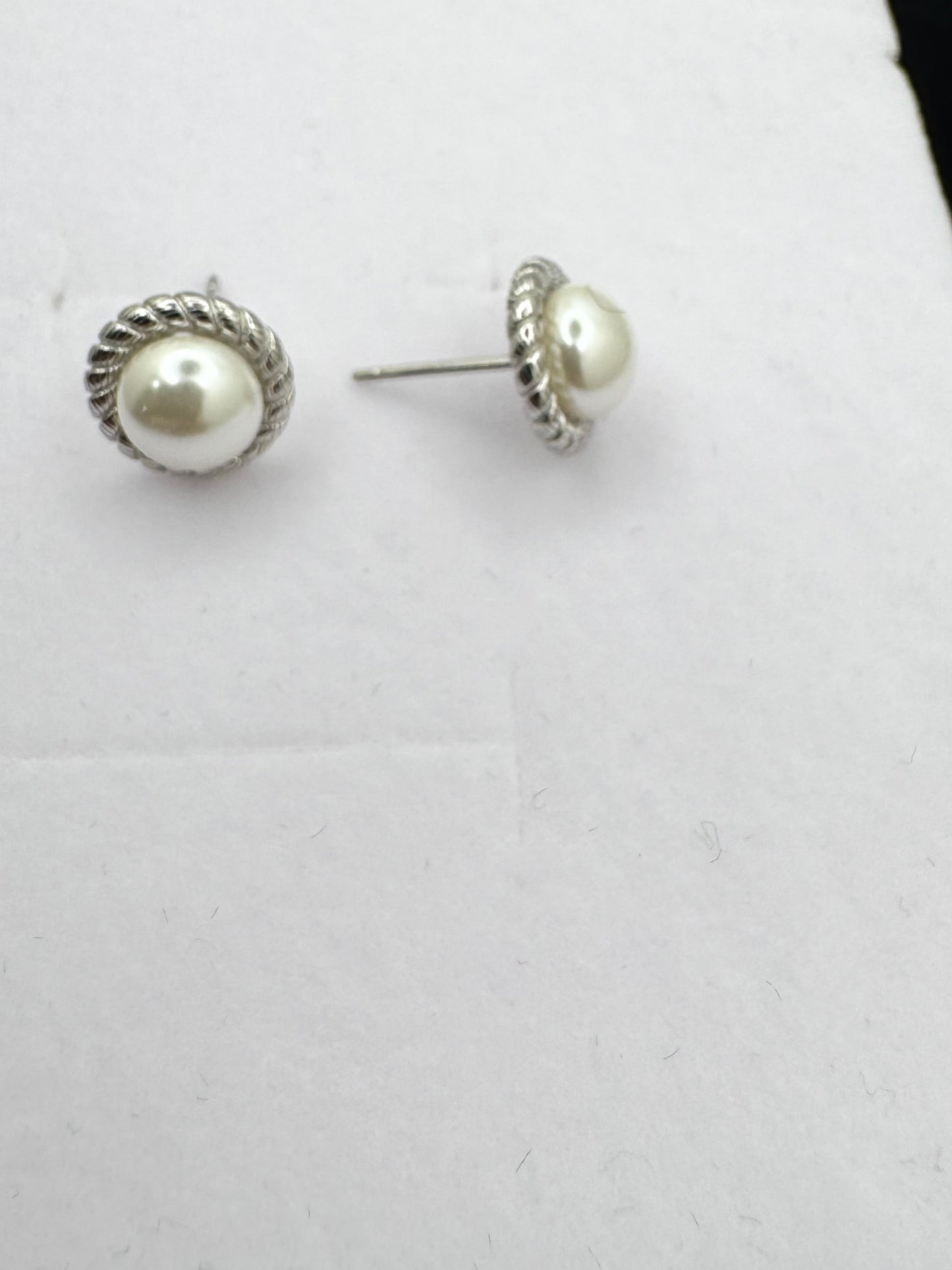 Small Classic Freshwater Pearl Rope Stud Earrings – S925 Sterling Silver (Gold or Silver Finish)